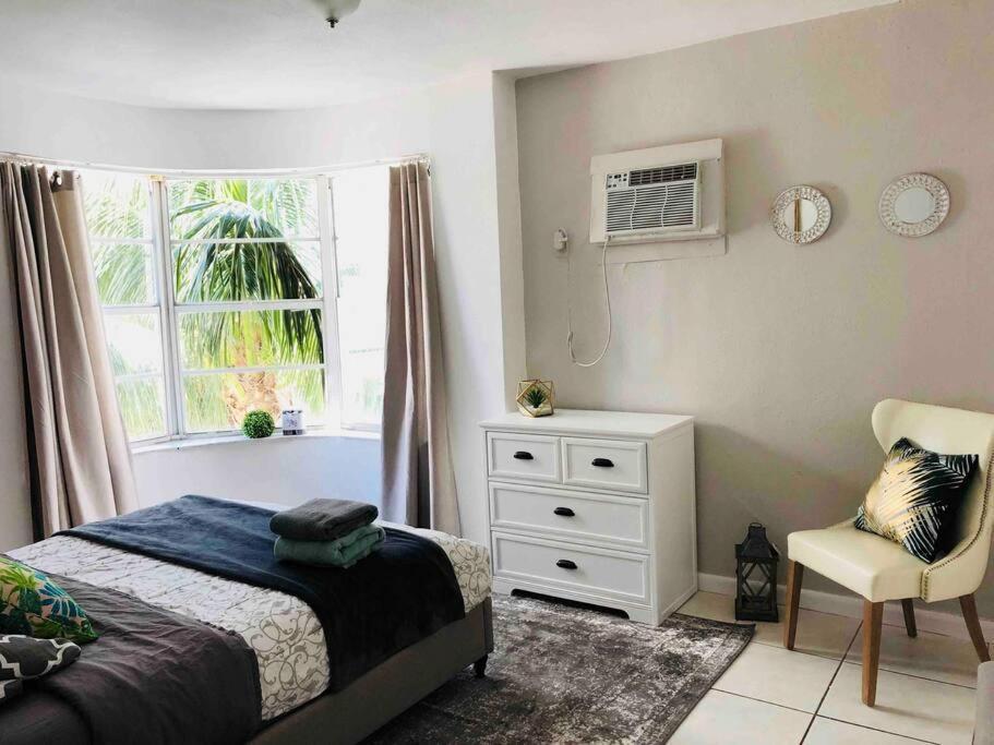 Appartement Just 1 Block From The Beach! *